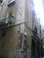 Edifici d'habitatges al carrer Mirallers, 9 (Barcelona)