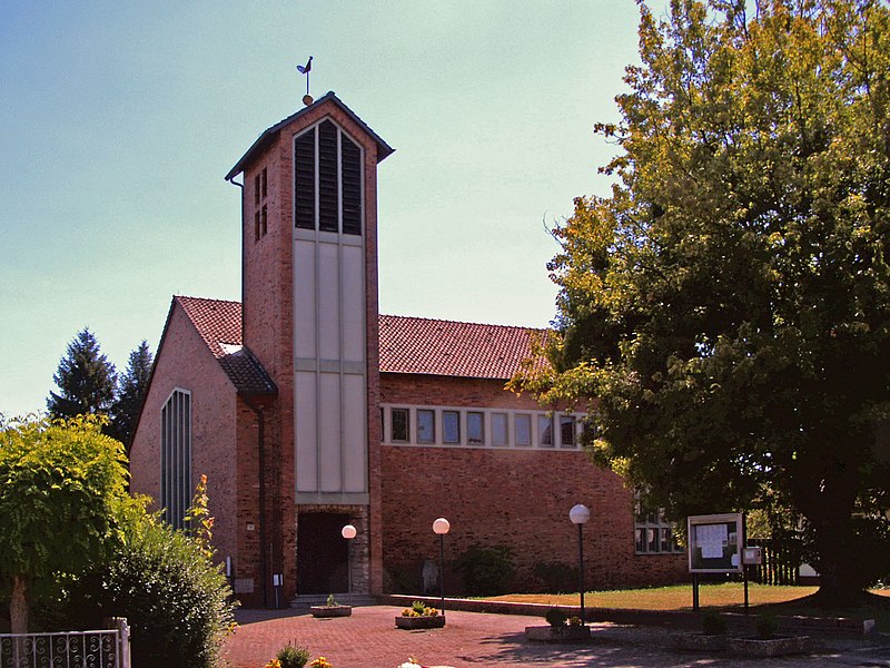 File:Eldagsen Kirche Allerheiligen.JPG