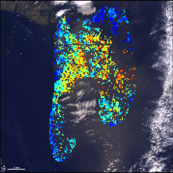 File:Eruption of Eyjafjallajökull Volcano Iceland 04-19-2011.png