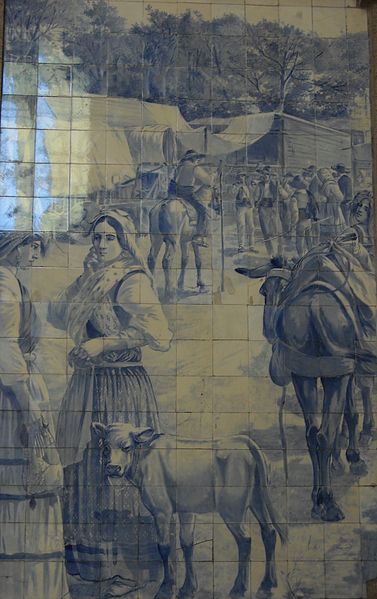 File:Estação São Bento - Azulejo (moças).jpg