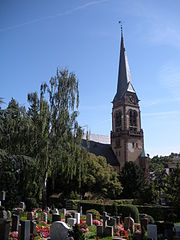 Evang. Petruskirche Stuttgart-Gablenberg - vom Friedhof aus gesehen