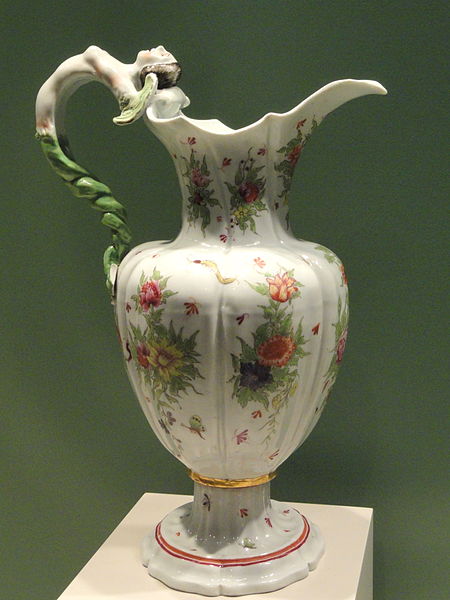 File:Ewer, c. 1760, Doccia Porcelain Factory, Florence, Italy, porcelain, enamels, gilding - Art Institute of Chicago - DSC09775.JPG