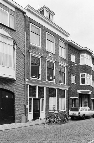 File:Exterieur VOORGEVEL - Utrecht - 20306205 - RCE.jpg