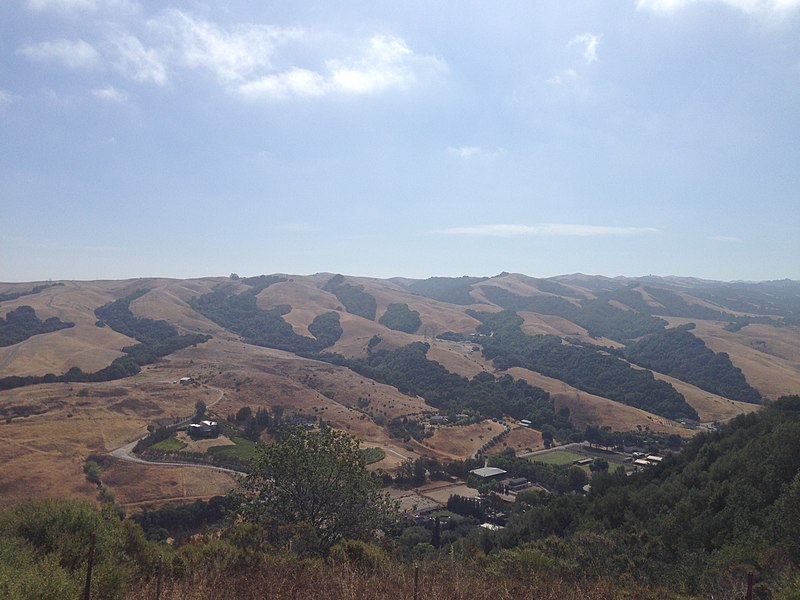 File:Five Canyons at Castro Valley, CA, USA - panoramio (3).jpg