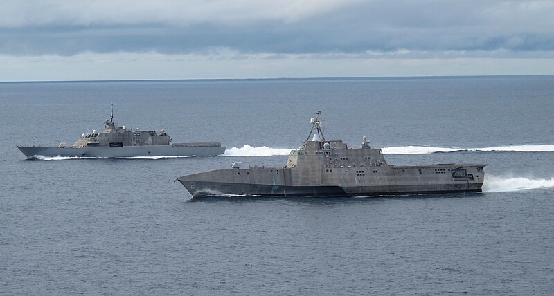 File:Flickr - Official U.S. Navy Imagery - The first of class littoral combat ships USS Freedom and USS Independence maneuver together during an exercise off the coast of Southern California. (2).jpg