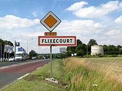 Flixecourt panneau entrée et moulin 1.jpg