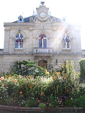 Fontenay-aux-Roses - Town hall - 1.jpg