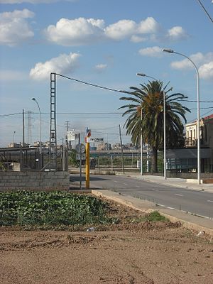 Forn d'Alcedo. Entrada des del riu.JPG