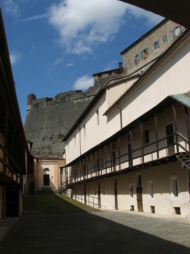 Fichier:Forte di Gavi-DSCF1348.JPG - Wikipédia