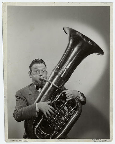 File:Fred Allen-Man playing the tuba..jpg