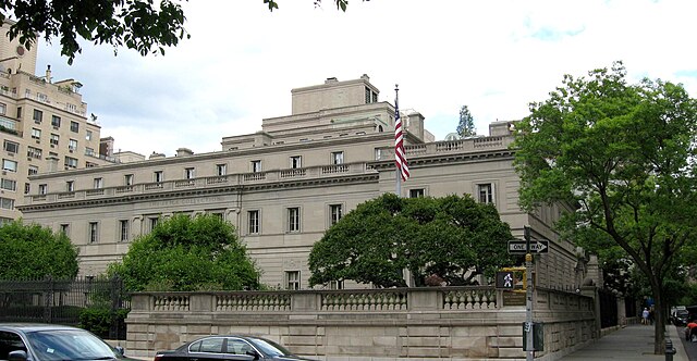 When Frick died in 1919, he bequeathed the Henry Clay Frick House on Fifth Avenue as a public museum for his art collection.