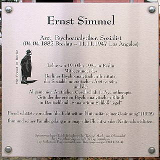 Ernst Simmel German-American neurologist and psychoanalyst