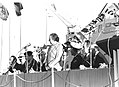 ראש הממשלה הגב' גולדה מאיר, מברכת ומתברכת בטקס השקת אח"י רשף 19 בפברואר 1973.