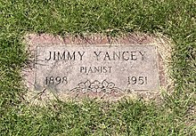 Grave of James Edwards Yancey (c. 1895–1951) at Lincoln Cemetery, Blue Island, IL.jpg