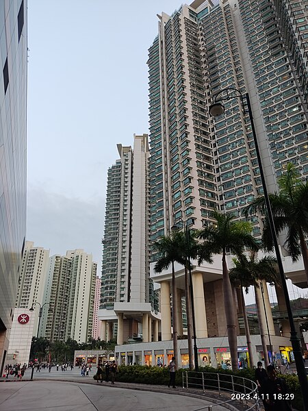 File:HK 香港 離島 Islands District 大嶼山 Lantau Island Mei Tung Street 東堤灣畔 Tung Chung Crescent April 2023 Px3 05.jpg