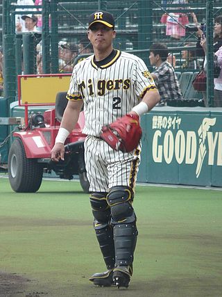 <span class="mw-page-title-main">Kenji Johjima</span> Japanese baseball player (born 1976)