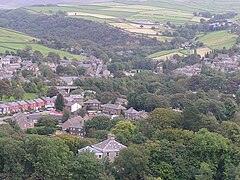 Hayfield, Derbyshire aus dem Nordwesten.jpg