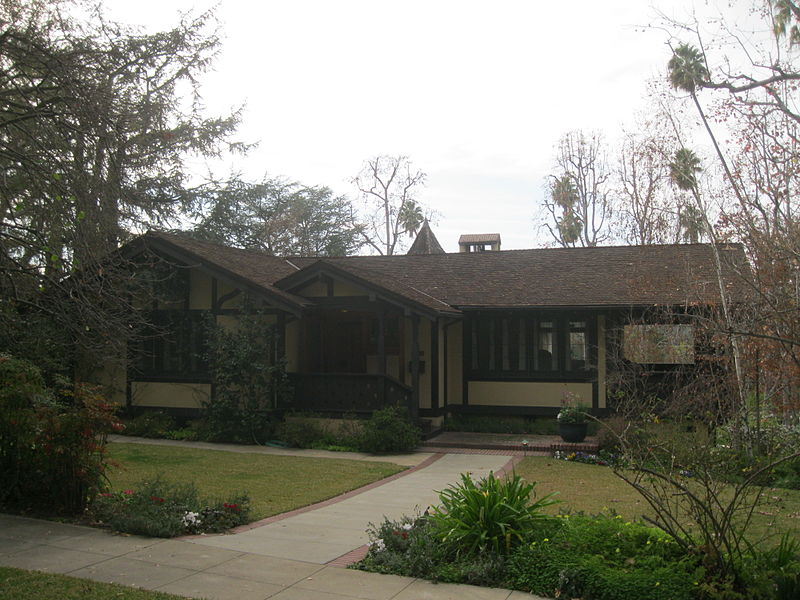 File:House at 574 Bellefontaine Street.JPG