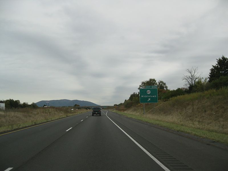 File:I 81 Interstate 81 - Virginia (4143977839).jpg