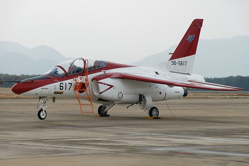 File:JASDF T-4 ashiya 20121124 133610.jpg