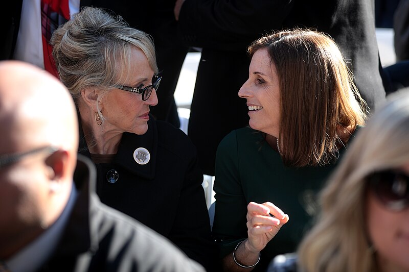 File:Jan Brewer & Martha McSally (31720109787).jpg