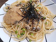 Spaghetti served with Japanese-style ingredients