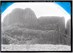 Kasikasima Mountain in 1904.jpg