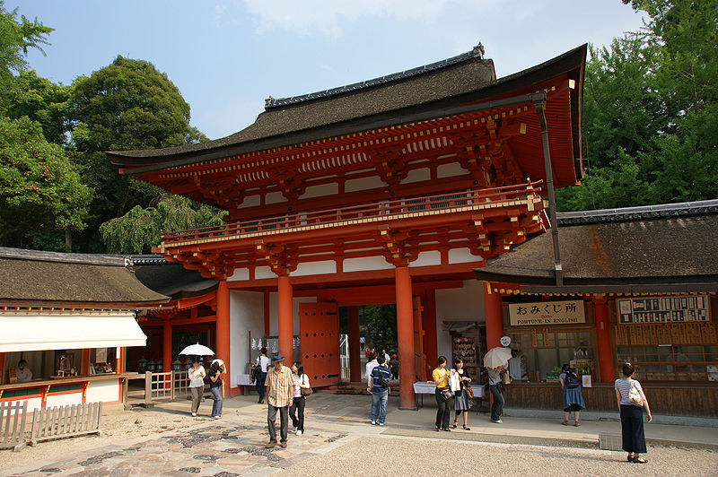 File:Kasuga-taisha07bs4592.jpg