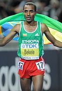 Der aktuelle Olympiasieger und Weltrekordinhaber Kenenisa Bekele wurde zum dritten Mal in Folge Weltmeister