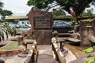 <span class="mw-page-title-main">Keningau Oath Stone</span> Monument in Keningau, Sabah