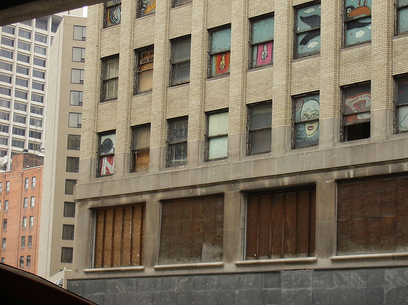 File:LafayetteBldgDetroitwindows.JPG