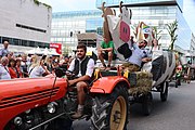 Deutsch: Erntedankumzug beim Landhausfest 2022 in St. Pölten anlässlich 100 Jahre Niederösterreich