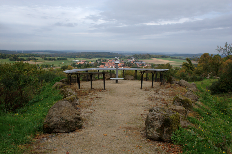 File:Lautertal Meiches Totenkoeppel Scenic Overlook b.png