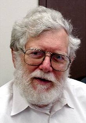 Lawrence B Slobodkin (1928–2009).jpg