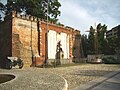 wikimedia_commons=File:Lodi - piazza Zaninelli - monumento ai Caduti.jpg