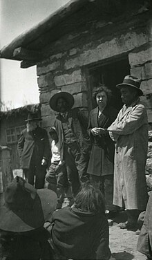 Louisa Wetherill negotiating to resolve conflict between Utes and settlers of southeastern Utah.jpg