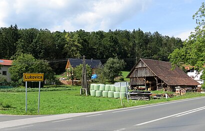 How to get to Lukovica Pri Brezovici with public transit - About the place