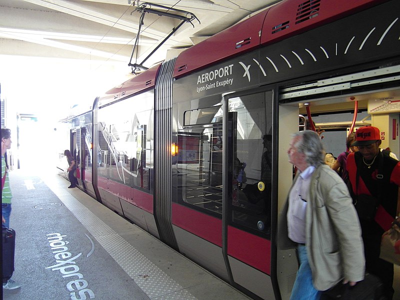 File:Lyon - Gare de Lyon-Saint-Exupéry TGV (7473887712).jpg