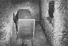 The middle coffin of Senebtisi as found in the tomb Lythgoe Lisht BMMA 2-10 3.jpg