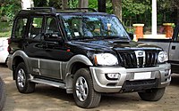 Mahindra Scorpio GLX 2.6 m-Hawk 2011 (36756517492).jpg