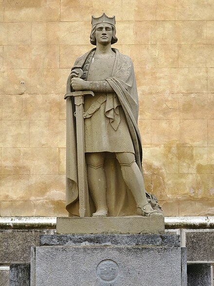 Estàtua d'Alfons el Franc a Maó.