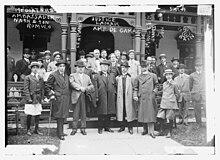 Mediators_at_the_Niagara_Falls_peace_conference%2C_1914.jpg