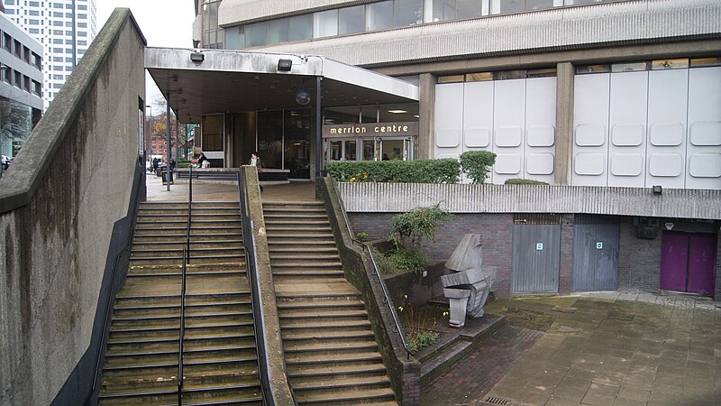 File:Merrion Centre rear steps (17th December 2012).JPG