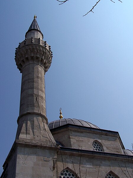 File:Minaret of Şemsi Pasha Mosque, Üsküdar.jpg