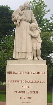 Monument aux morts d'Equeurdreville.jpeg