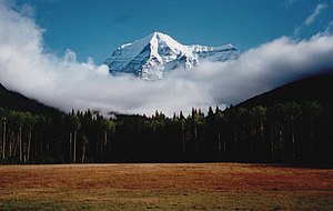 Mount Robson, Mount Robson Provincial, overseas living.