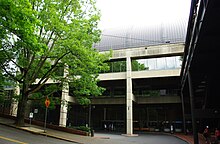 The entrance to the Multnomah Athletic Club photographed in 2014. Multnomah Athletic Club entrance - Portland, Oregon.JPG