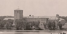 Nazareth Hall Preparatory Seminary on the shores of Lake Johanna, St. Paul, Minnesota (cropped).jpg