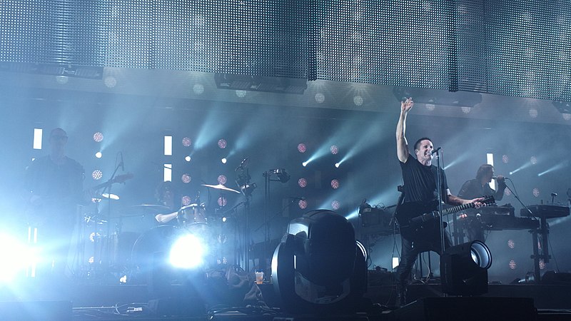 File:Nine inch nails - Staples Center - 11-8-13 (10755555065 16053de956 o).jpg