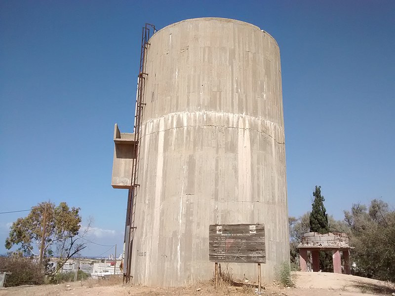 File:Nitzanim Water Reservoirs Hill 20171011 123751800.jpg